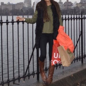 Black fur vest from f21